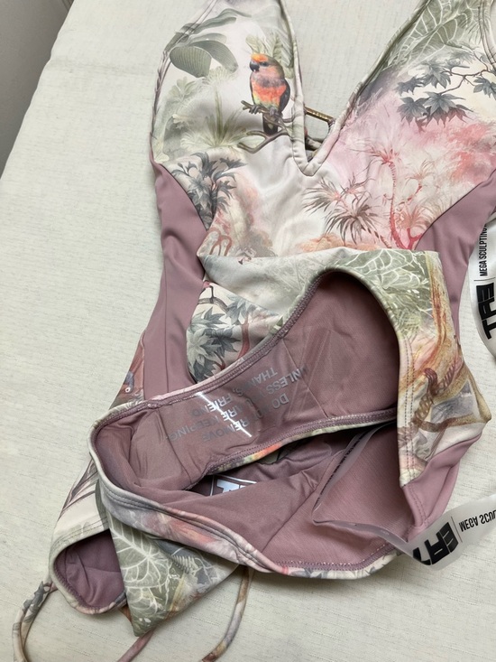 NWT Ta3 S Xlong plungey triangle contour cheeky swimsuit - Picture 3 of 12